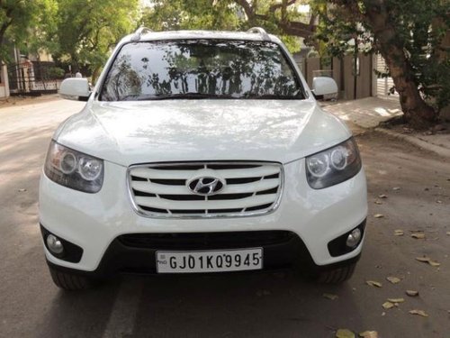 Hyundai Santa Fe 2009-2013 4x4 AT for sale in Ahmedabad