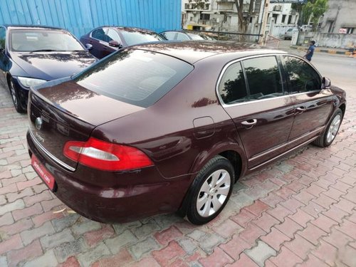 2011 Skoda Superb Elegance 1.8 TSI AT in Ahmedabad for sale at low price