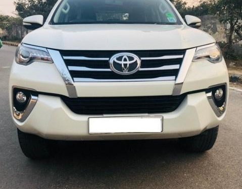 2018 Toyota Fortuner 4x2 AT for sale in New Delhi