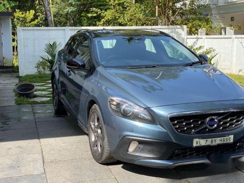 Used 2013 V40 D3 R-Design  for sale in Edapal