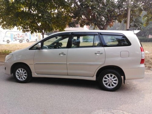 Used 2013 Toyota Innova MT in New Delhi for sale