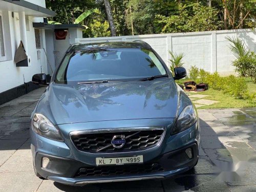 Used 2013 V40 D3 R-Design  for sale in Edapal