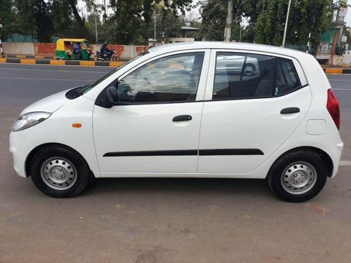 Hyundai i10 Era 2012 MT for sale in Ahmedabad