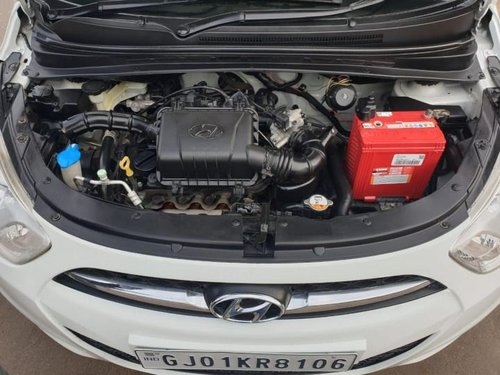 Hyundai i10 Era 2012 MT for sale in Ahmedabad