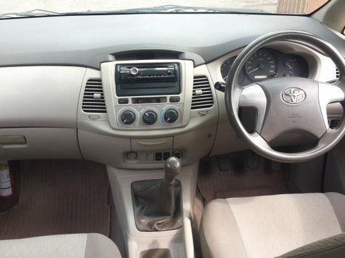 Toyota Innova 2.5 GX 7 STR MT 2013 in Ahmedabad