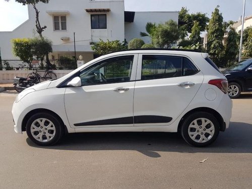 2014 Hyundai i10 Sportz MT for sale at low price in Ahmedabad