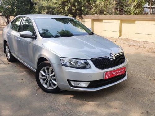 Skoda Octavia 2013-2017 Ambition 2.0 TDI MT for sale in Ahmedabad