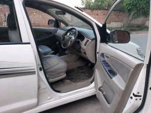 2012 Toyota Innova MT 2004-2011 for sale at low price in New Delhi