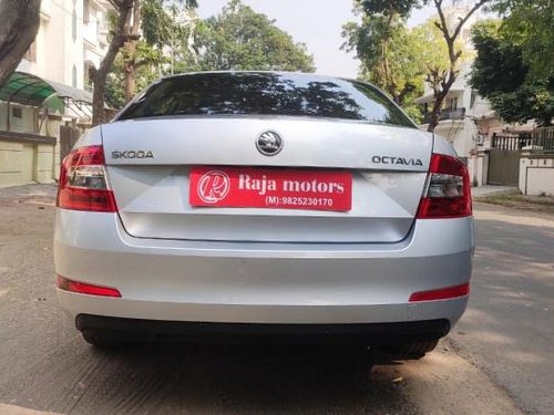 Skoda Octavia 2013-2017 Ambition 2.0 TDI MT for sale in Ahmedabad