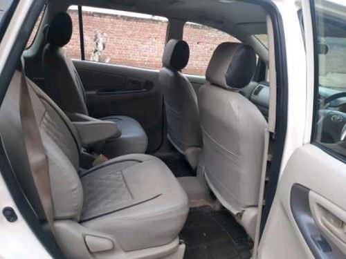 2012 Toyota Innova MT 2004-2011 for sale at low price in New Delhi