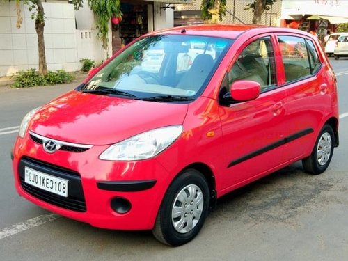 Used Hyundai i10 Magna AT car at low price in Ahmedabad