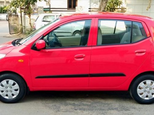 Used Hyundai i10 Magna AT car at low price in Ahmedabad