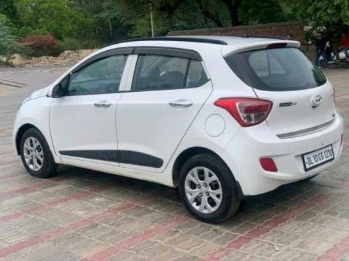 Hyundai Grand i10 2013-2016 CRDi Sportz MT for sale in New Delhi