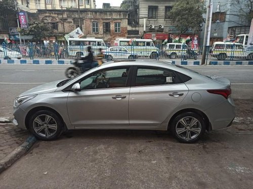 Hyundai Verna 1.6 VTVT SX Option 2017 MT for sale in Kolkata