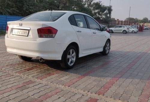 Used Honda City V AT car at low price in New Delhi
