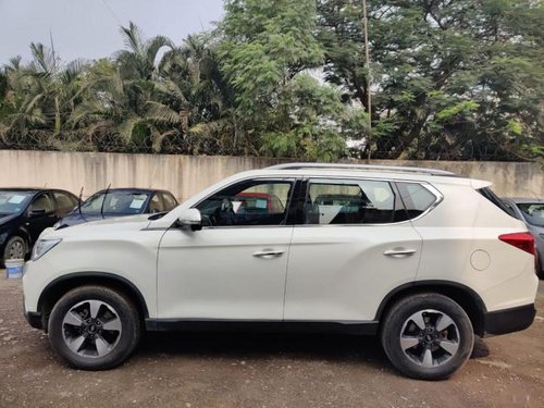 Used Mahindra Alturas G4 AT car at low price in Pune