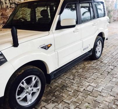 Used Mahindra Scorpio S10 8 Seater MT car at low price in New Delhi