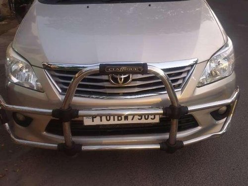 Toyota Innova 2.5 VX 8 STR BS-IV, 2013, Diesel MT for sale in Pondicherry