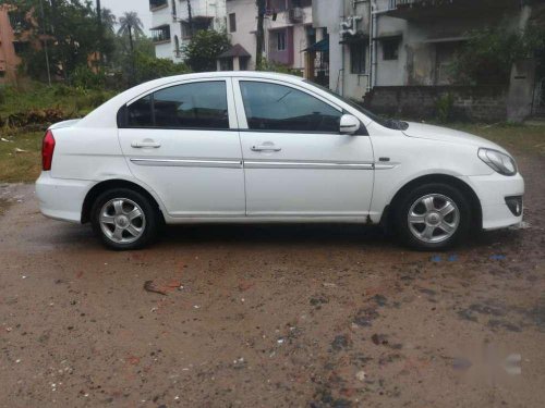 Hyundai Verna CRDi 2010 MT for sale in Kolkata