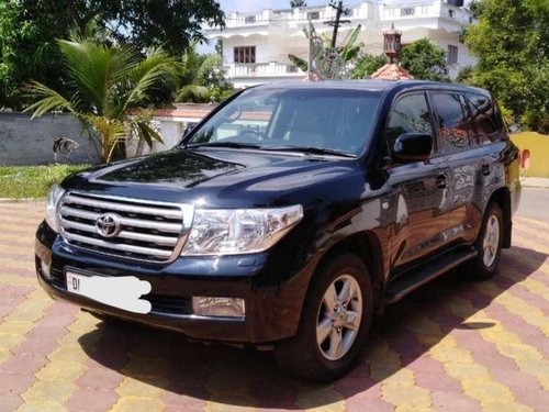 Toyota Land Cruiser LC 200 VX, 2011, Diesel AT for sale in Kochi