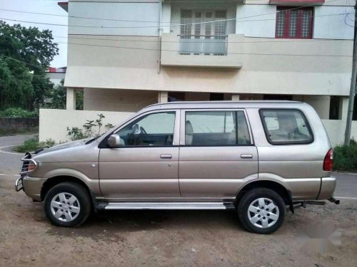 Chevrolet Tavera Neo 3 LS- 7 STR BS-III, 2016, Diesel MT for sale in Chennai