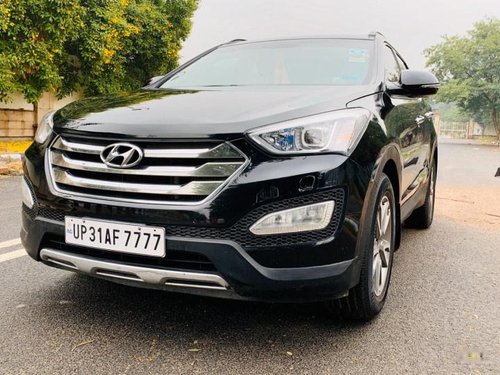 Used 2014 Hyundai Santa Fe 4WD AT for sale in New Delhi