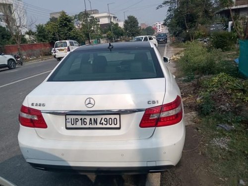 Used Mercedes Benz E-Class MT 1993-2009 car at low price in New Delhi