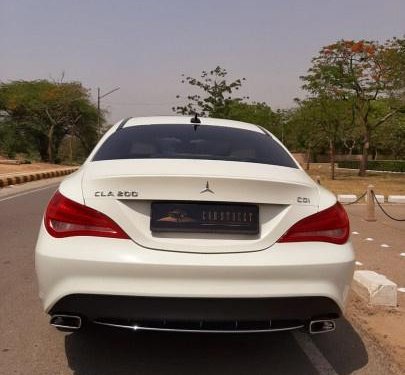 2015 Mercedes Benz 200 AT for sale in New Delhi