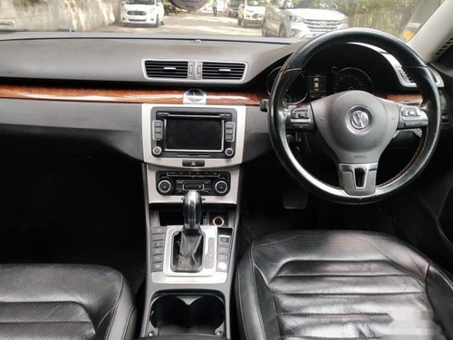 Used Volkswagen Passat Highline DSG AT 2011 in Pune