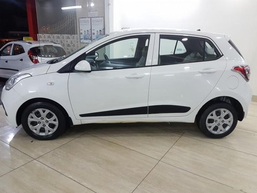 Hyundai Grand i10 2013-2016 CRDi Magna MT for sale in New Delhi