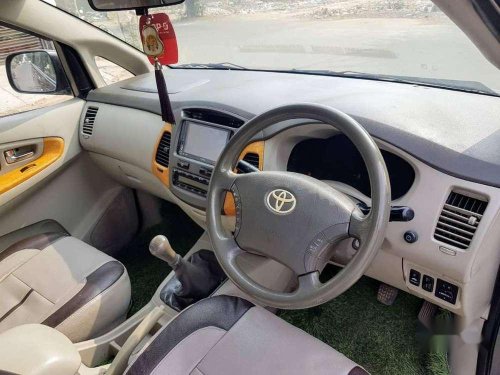 Toyota Innova 2.5 V 7 STR, 2010, Diesel MT for sale in Ahmedabad