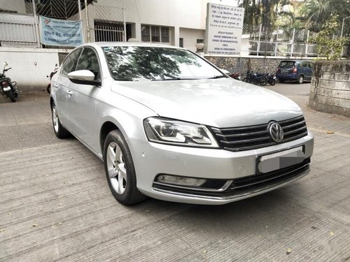 Used Volkswagen Passat Highline DSG AT 2011 in Pune