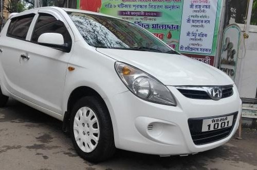 2011 Hyundai i20 1.2 Magna MT for sale at low price in Kolkata