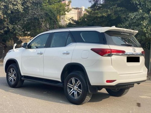 Toyota Fortuner 2.7 2WD AT in New Delhi