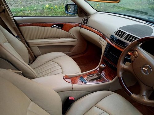 Mercedes Benz E-Class 1993-2009 230 E AT 2009 in New Delhi