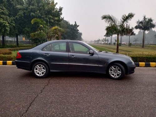 Mercedes Benz E-Class 1993-2009 230 E AT 2009 in New Delhi