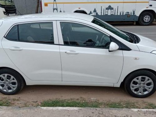 Used 2015 Hyundai i10 Magna MT for sale in New Delhi