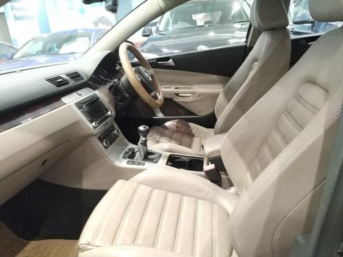 Used 2010 Volkswagen Passat 1.8 TSI MT for sale in Mumbai