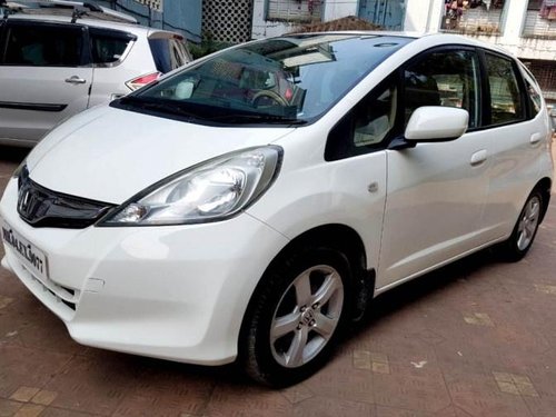 Used Honda Jazz V MT car at low price in Mumbai