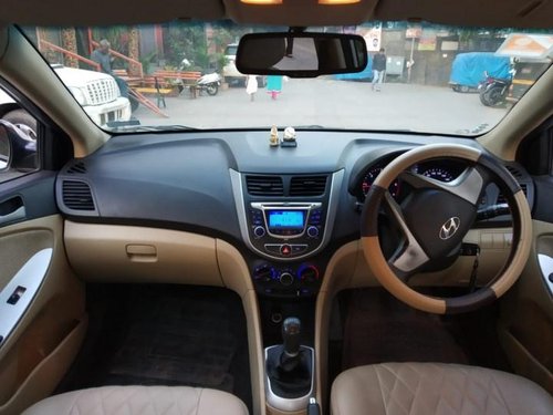 Used Hyundai Verna CRDi MT car at low price in Thane