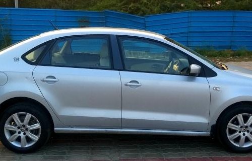 Used Volkswagen Vento Petrol Highline MT car at low price in New Delhi