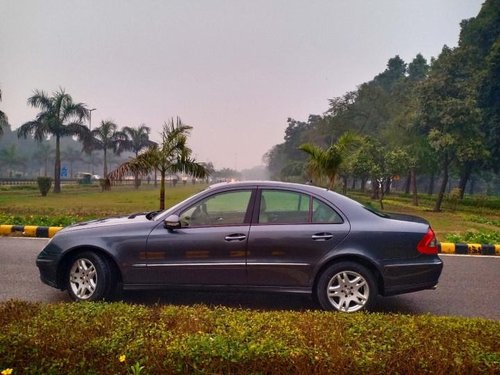 Mercedes Benz E-Class 1993-2009 230 E AT 2009 in New Delhi