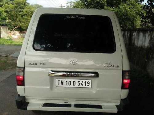 Toyota Qualis FS B3, 2002, Diesel MT for sale in Chennai