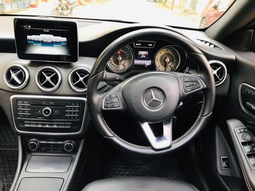 Used Mercedes Benz 200 AT car at low price in Bangalore