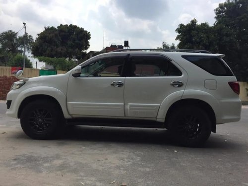 2015 Toyota Fortuner Diesel AT in New Delhi