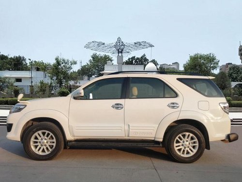 Toyota Fortuner 4x2 Manual MT 2013  in New Delhi