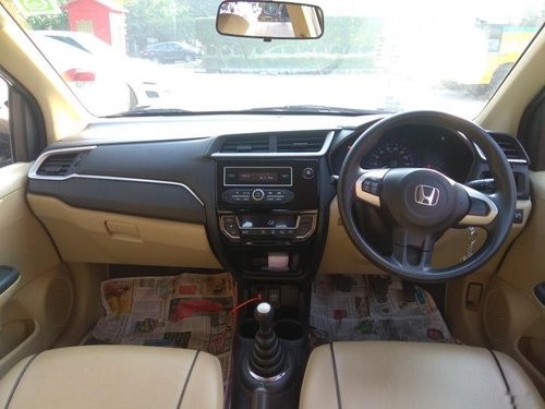 Used Honda Amaze S i-VTEC MT car at low price in New Delhi