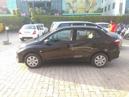 Used Honda Amaze S i-VTEC MT car at low price in New Delhi