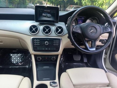 Mercedes-Benz GLA Class 200 d Sport AT in New Delhi