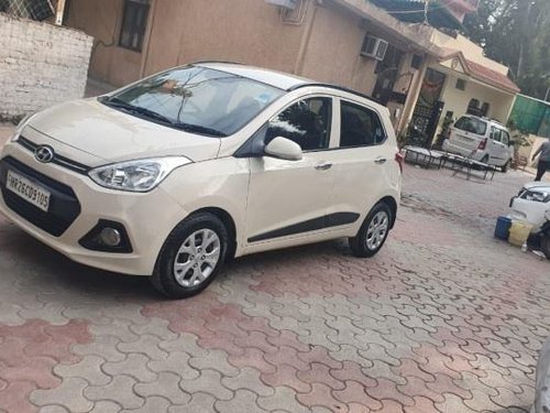 Used Hyundai i10 Version Sportz MT car at low price in New Delhi